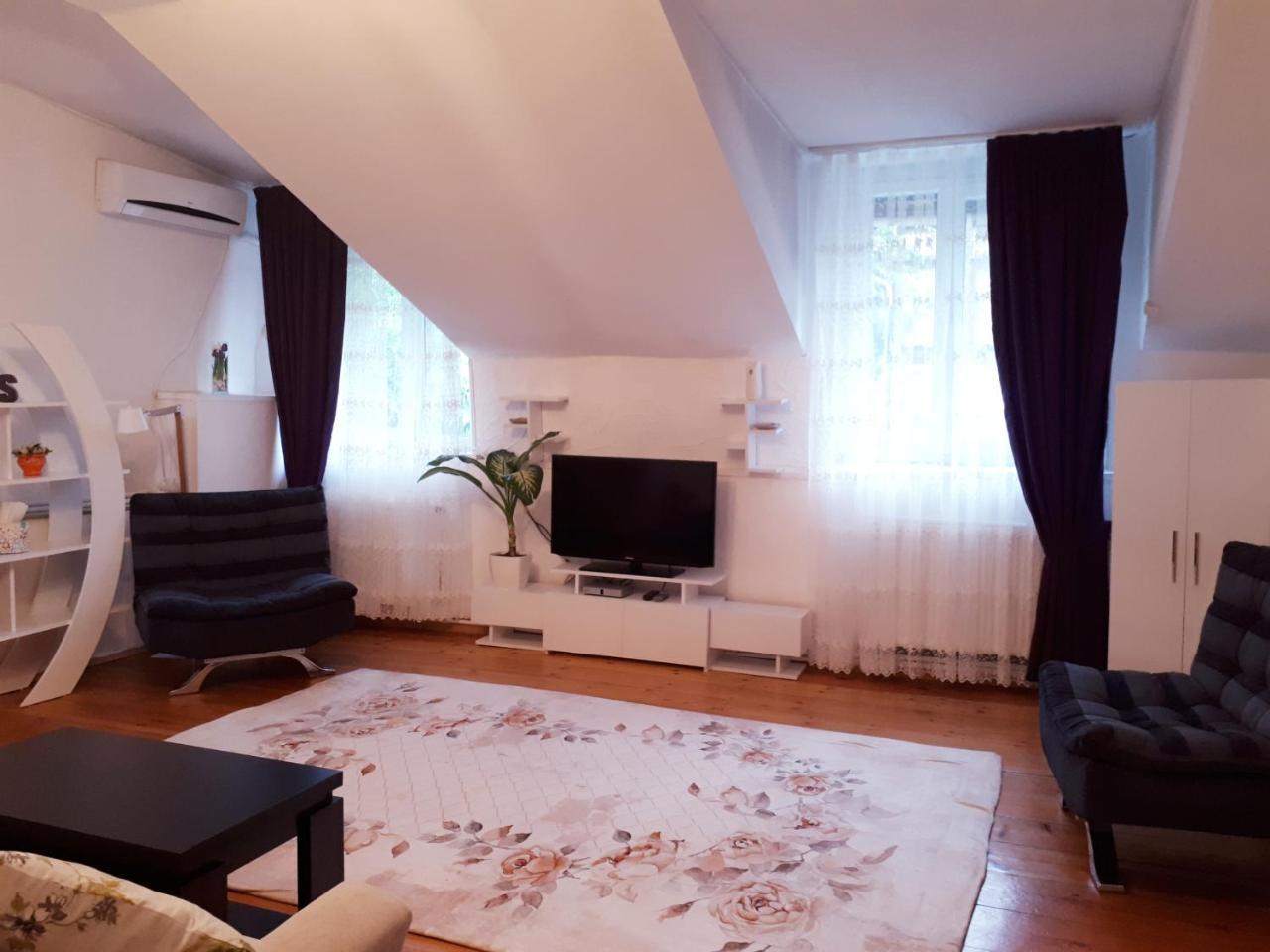 Appartamento Karin House Tbilisi Esterno foto