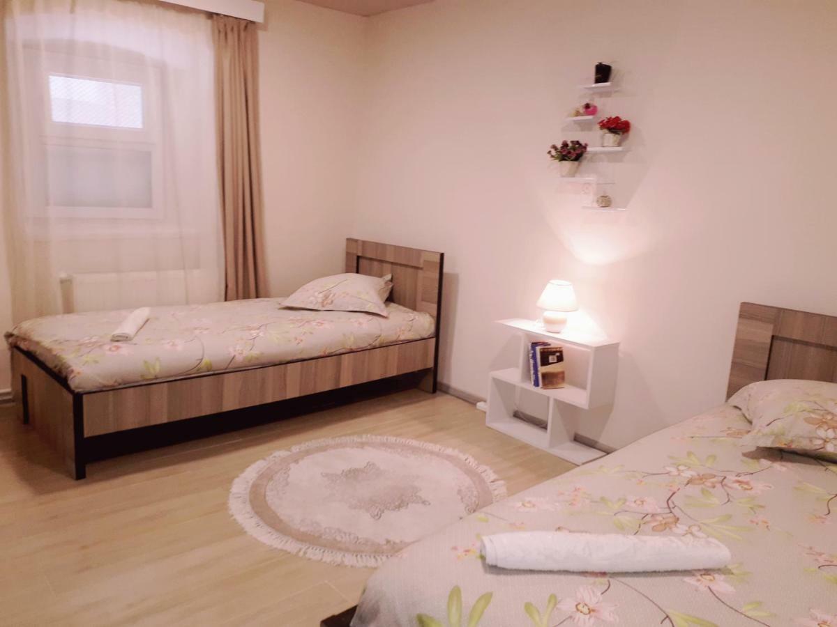 Appartamento Karin House Tbilisi Esterno foto